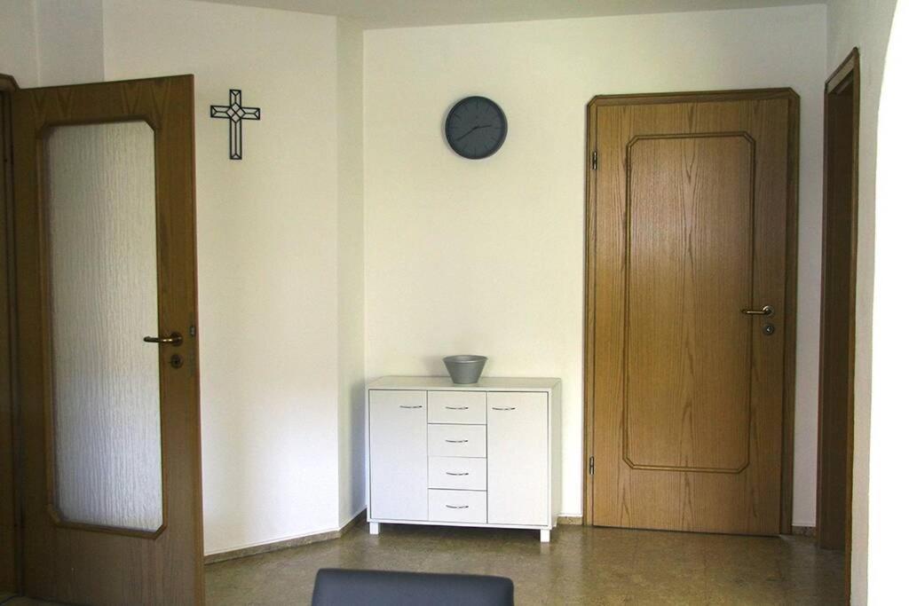 Schoene Helle Ferienwohnung In Waldnaehe Берхінг Екстер'єр фото