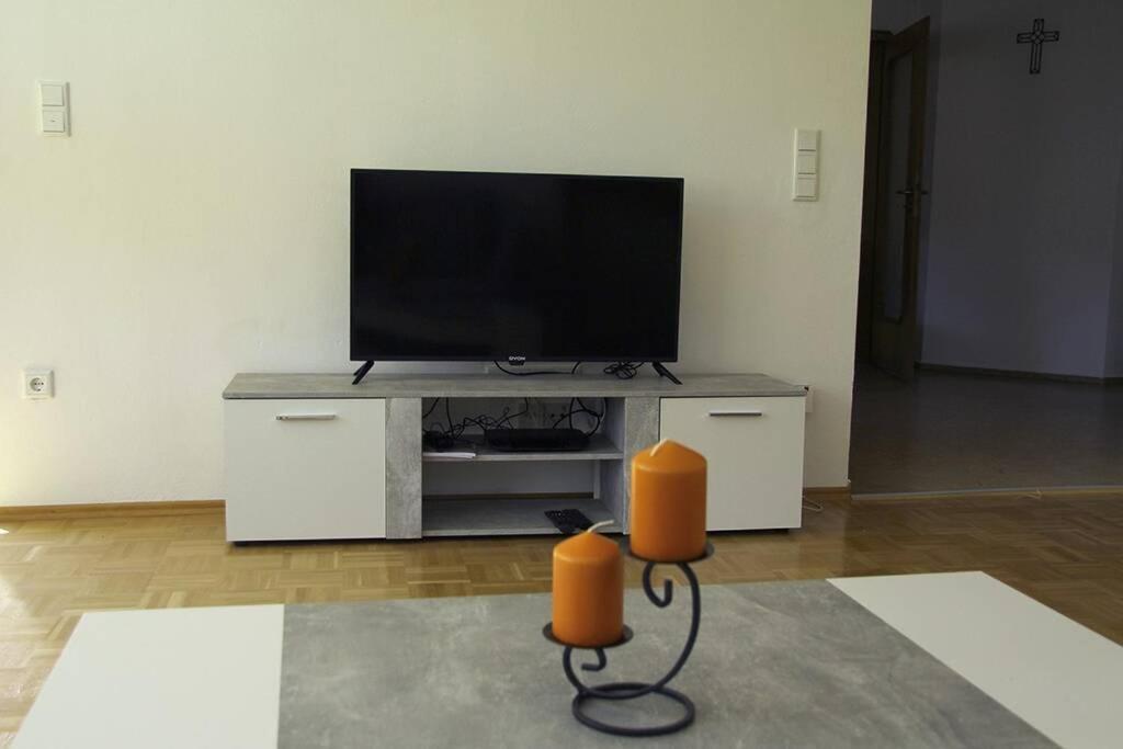 Schoene Helle Ferienwohnung In Waldnaehe Берхінг Екстер'єр фото