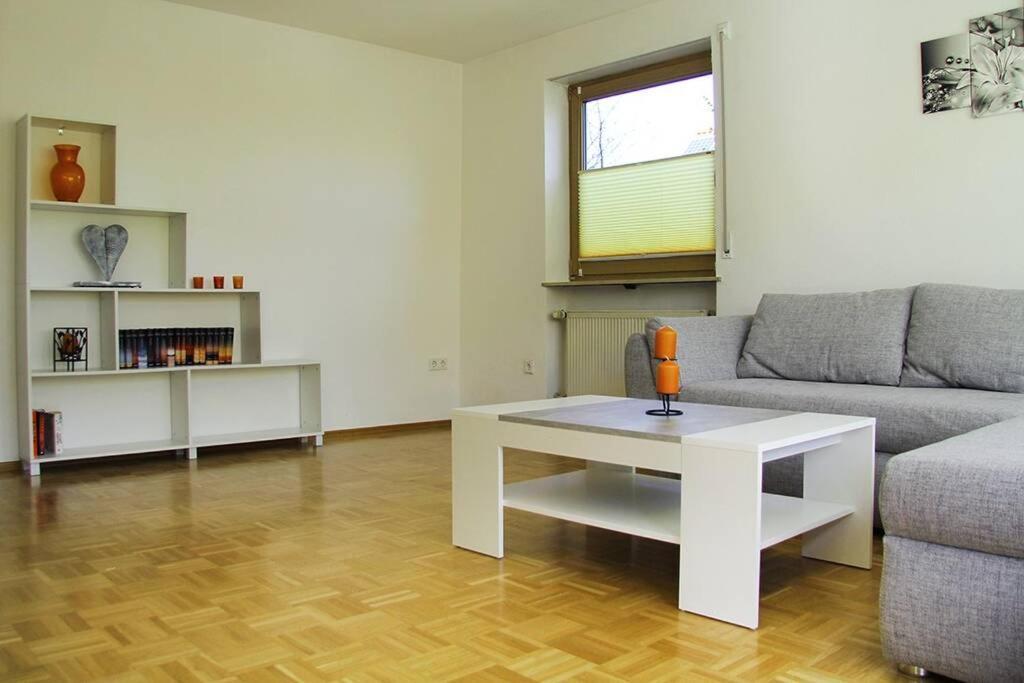 Schoene Helle Ferienwohnung In Waldnaehe Берхінг Екстер'єр фото