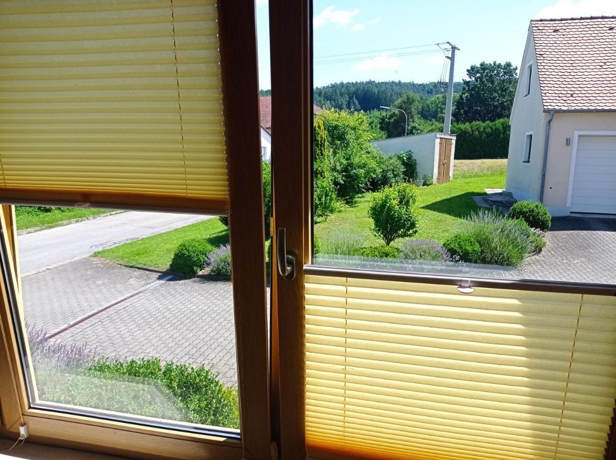 Schoene Helle Ferienwohnung In Waldnaehe Берхінг Екстер'єр фото
